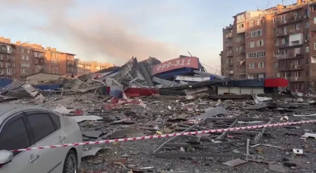 Мощный взрыв прогремел в торговом центре Владикавказа