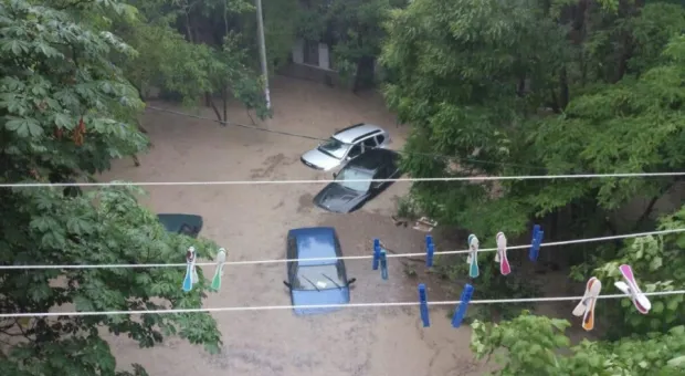 Часть Севастополя опять поплыла после дождя