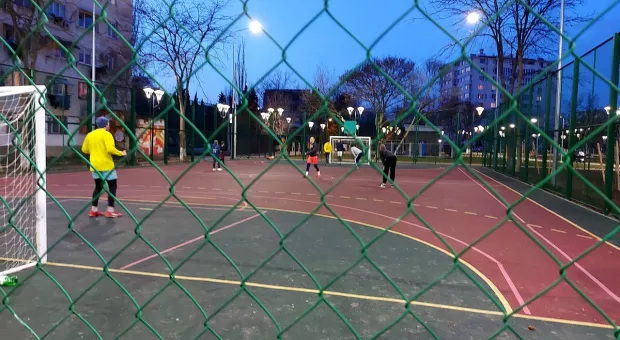 Севастопольских любителей спорта отлучили от школьных стадионов