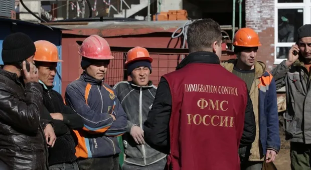 Незаконным мигрантам разрешат остаться в России