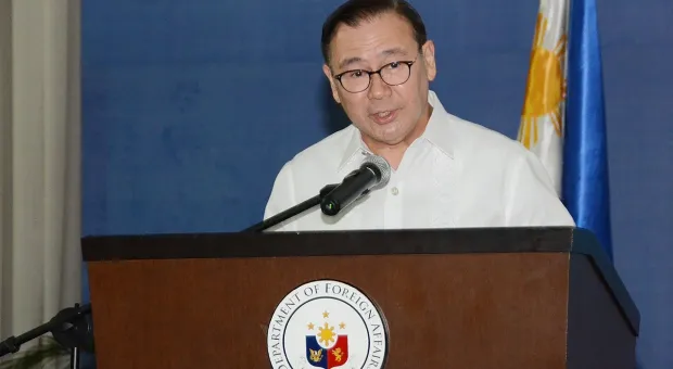 Глава МИД Филиппин обматерил Китай и потребовал убраться из спорной акватории