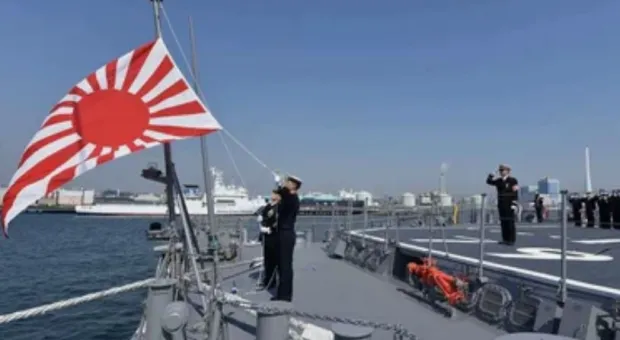Япония обнаружила в Цусимском проливе четыре боевых корабля ВМФ России