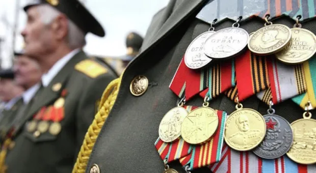 В Петербурге ветерана ограбили «поздравители» с Днём Победы