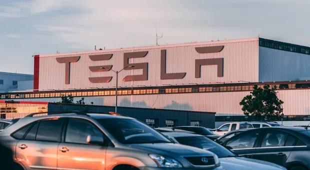 Власти Крыма сочли возможным строительство Tesla на полуострове