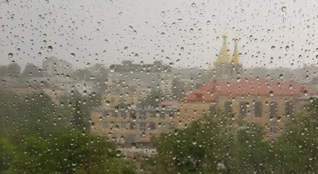 Севастополю грозит очень сильный дождь