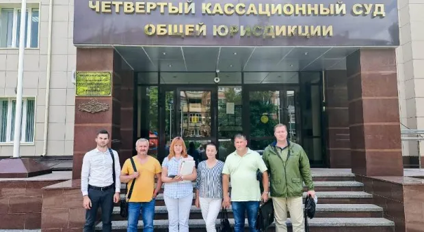 В Крыму общественность остановила скандальную стройку у Карадагского заповедника