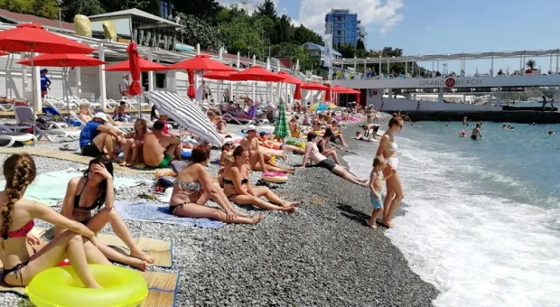 Четверть крымских пляжей закрыли из-за непогоды