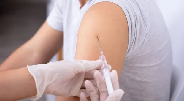 Россиян призвали отказаться от теста на антитела перед вакцинацией