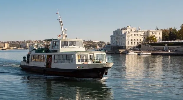 Катера и паромы временно перестанут ходить через Севастопольскую бухту