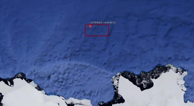 Охотники за НЛО: около Антарктиды найдена база пришельцев 