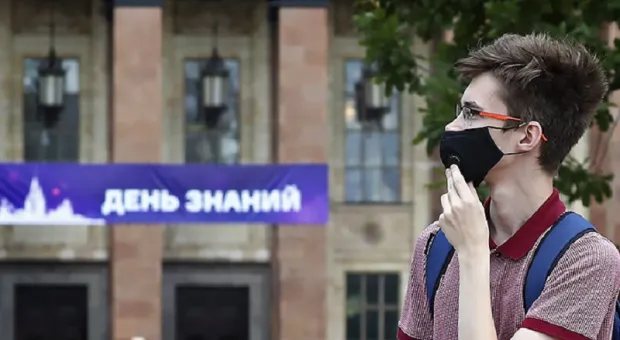 Российских студентов разделят на привитых и непривитых