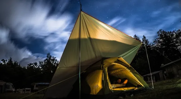 Благоустроенный кемпинг в Крыму оказался «палаткой в лесу»