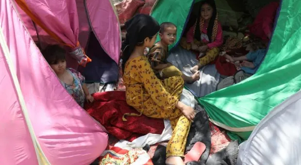 Талибы* забирают в сексуальное рабство даже маленьких девочек