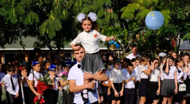 В Крыму внесли послабления на 1 сентября для родителей школьников