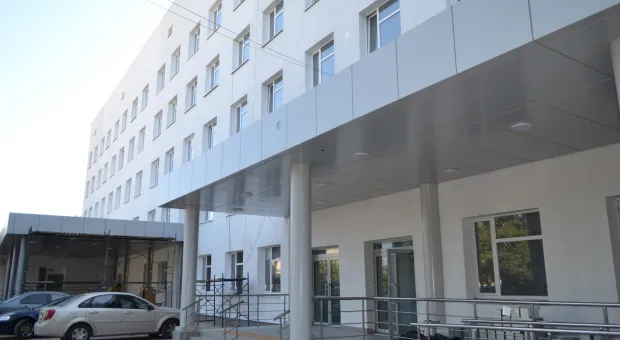 Прокуратура Севастополя проверяет ремонт роддома №2