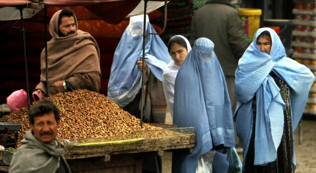 Талибы* ввели новые ограничения для женщин и устроили охоту на проституток