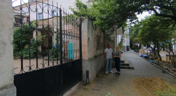 «Проверено. Мин нет»: в Севастополе сохранят историческую надпись 