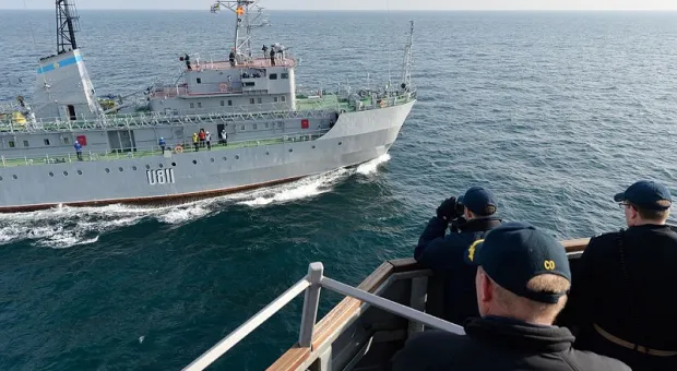 Украинское судно наткнулось на неизвестный объект в Черном море