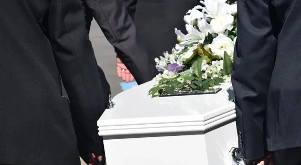 Российские ритуальщики заявили о похоронном коллапсе 