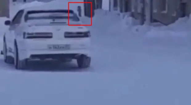 В Хабаровске нашли голого трёхлетнего ребёнка на морозе. Видео