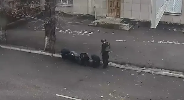 В Алма-Ате началась зачистка улиц. Видео