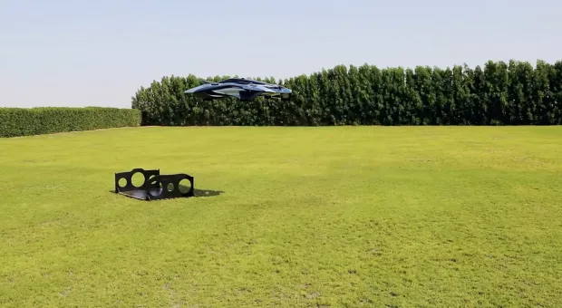 На видео сняли успешный тест британской летающей машины
