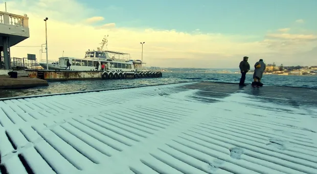 Погода остановила катера в Севастополе