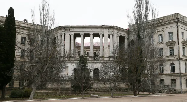 Удивительный севастопольский дворец, который уцелел во время войны