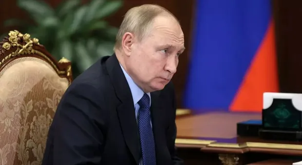 Президенты России и США Путин и Байден более часа обсуждали по телефону Украину