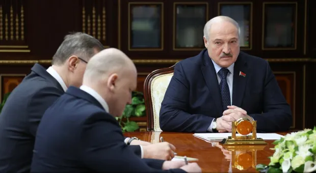 Лукашенко заявил о задержании своего лечащего врача и десятков медиков