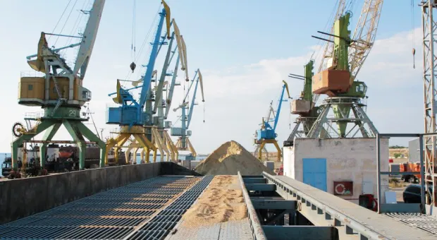 Антироссийские санкции дали шанс порту Севастополя стать суперхабом
