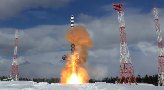 Минобороны показало первый запуск межконтинентальной ракеты «Сармат»