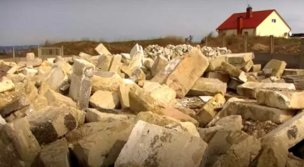 Свалка строительных отходов в Севастополе превращается в уголовное дело 