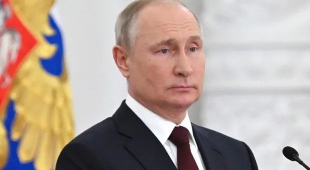 Путин поздравил лидеров и народы стран СНГ с 77-й годовщиной Победы