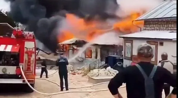 Популярный бисерный храм в горах Крыма снова охватил огонь