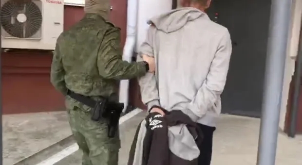 В Крыму ФСБ задержала участника незаконного нацбатальона