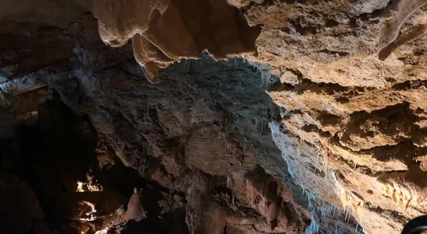 В Ялтинском заповеднике открыли для туристов пещеру на Ай-Петри
