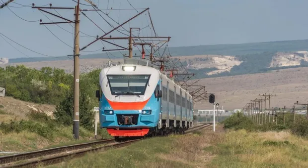 Запуск поездов из Крыма в Херсон и Мелитополь отложили