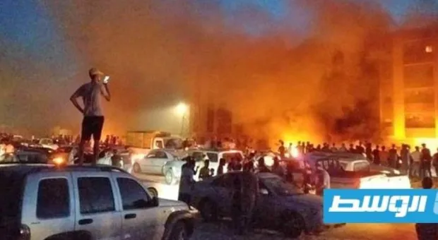 Протестующие ворвались в парламент на востоке Ливии 