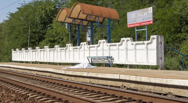 Под поезд в Крыму попала неизвестная женщина