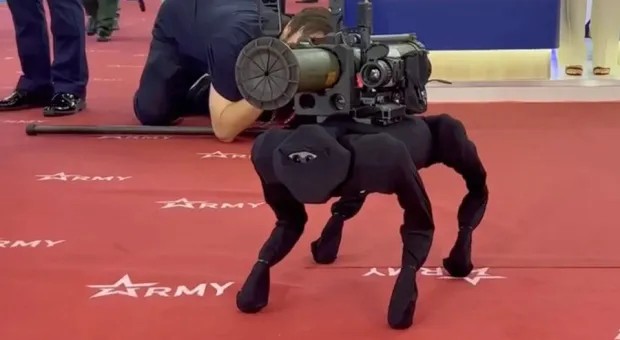 Армия России возьмёт на вооружение «Урал»-беспилотник и робота-пса с гранатомётом
