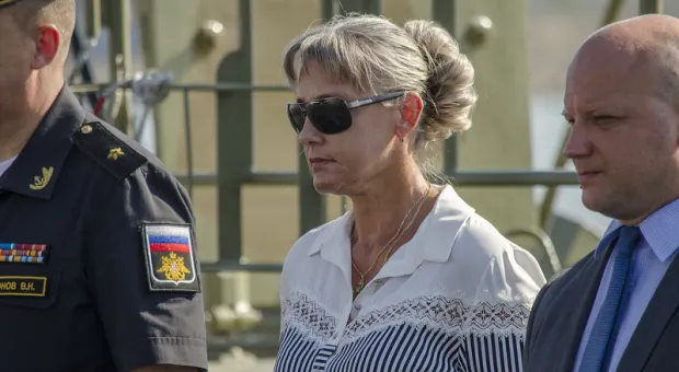 Жена погибшего на Украине замкомандующего ЧФ обратилась к военнослужащим в Севастополе