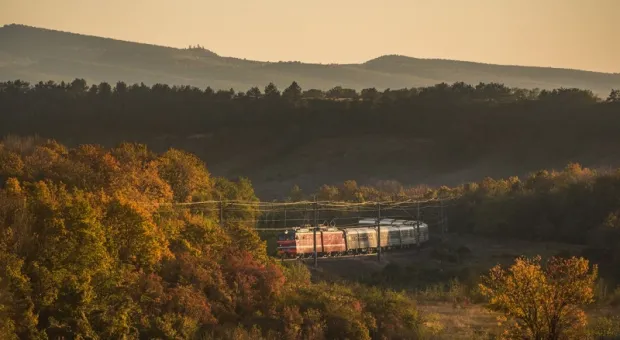 Осенью в Крым поедет дополнительный поезд из Санкт-Петербурга