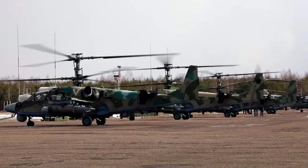 На аэродроме в Псковской области взорвались два ударных вертолёта