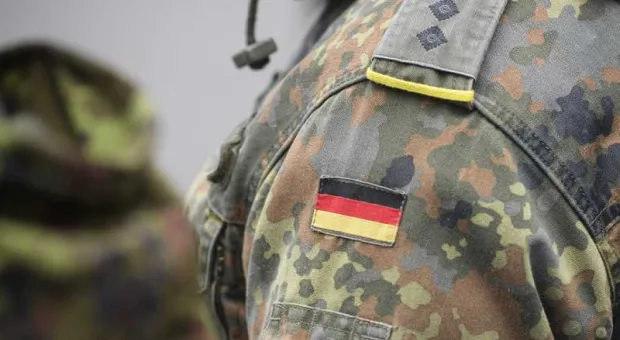 Солдатам Германии выдали новую униформу с отметкой SS
