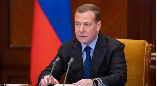 Медведев в ответ на украинские претензии на Крым заявил, что и Киев - русский город