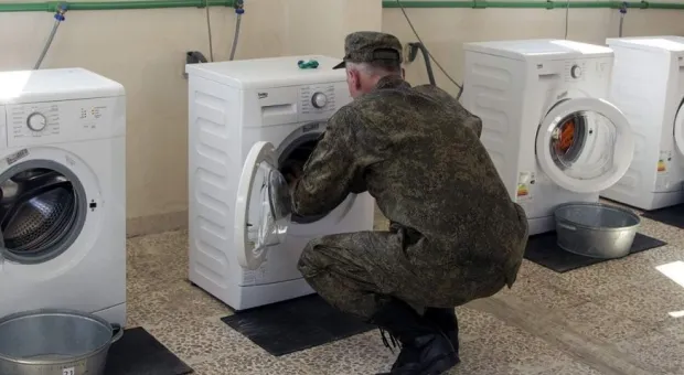 Полковника Генштаба поймали на взятке стиральной машиной от военкома
