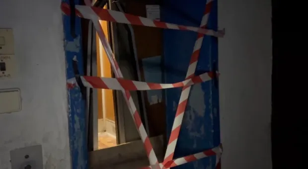 В севастопольской многоэтажке сорвался лифт с людьми