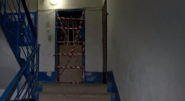 Упавшая в лифте жительница Севастополя получила травмы шеи и почек
