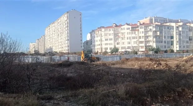Госстройка в Севастополе разморозилась с риском для города 